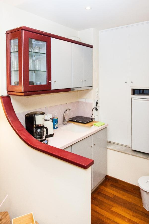 Centrally Located Studio In Athens! Daire Dış mekan fotoğraf